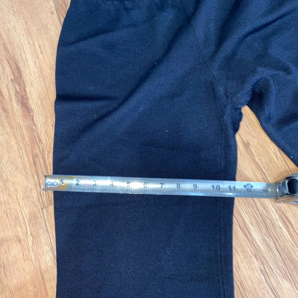 Elegant Black Women's Pants - Picture 10 of 13